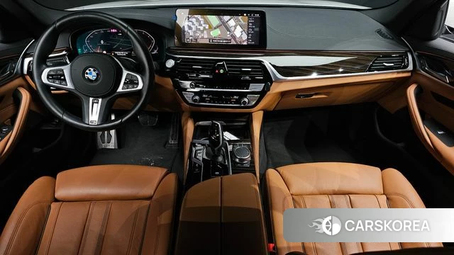 BMW 5 Series (G30) id 3812963 из Кореи 17