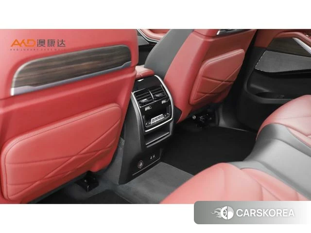 BMW X5 id 4240432 из Китая 7