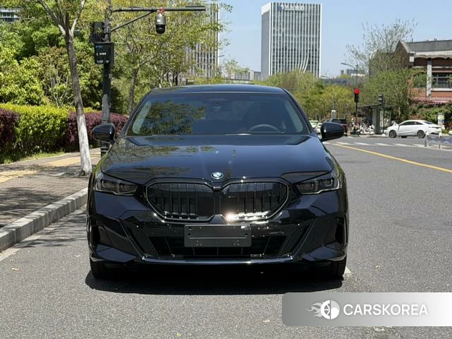 BMW 5 series id 4260379 из Китая 8