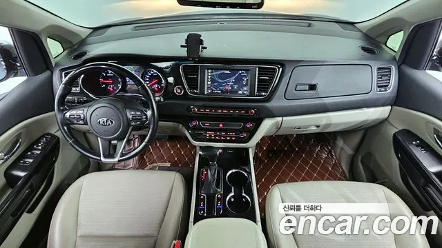 Kia The New Carnival id 2855623 из Кореи 17