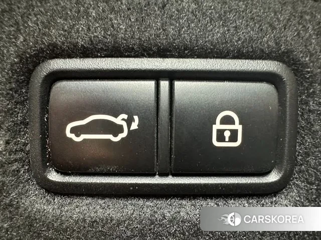 Genesis G90 id 3644136 из Кореи 17