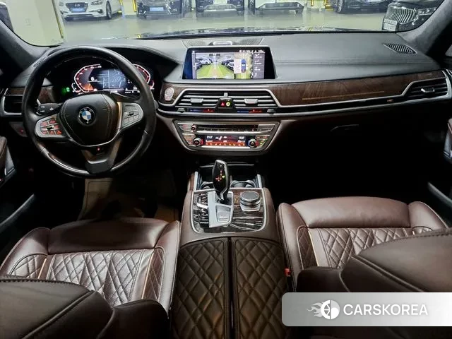 BMW 7 Series (G11) id 3283824 из Кореи 16