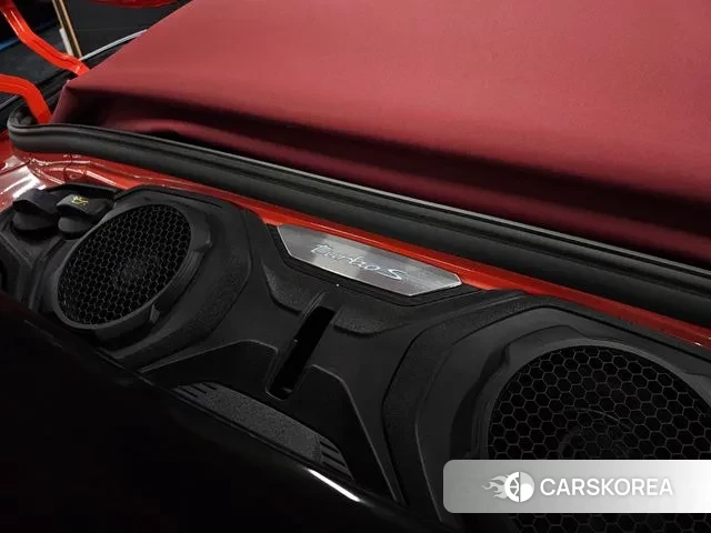 Porsche 911(992) id 3417038 из Кореи 17