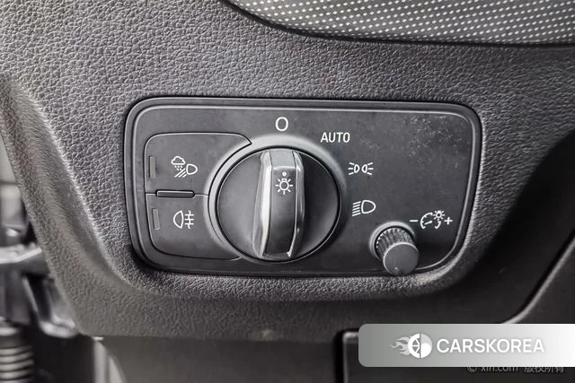 Audi Q2L id 4298126 из Китая 21