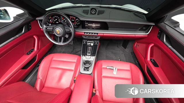 Porsche 911(992) id 4676477 из Кореи 17
