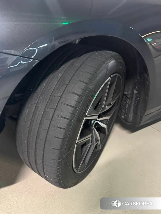 BMW 5 Series (G60) id 4915699 из Кореи 14