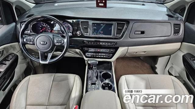 Kia The New Carnival id 2435137 из Кореи 17