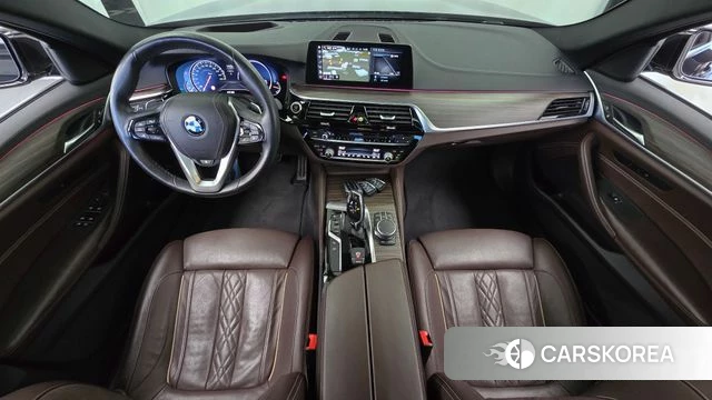 BMW 5 Series (G30) id 4918950 из Кореи 29