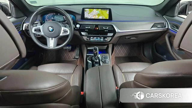 BMW 5 Series (G30) id 4196664 из Кореи 29