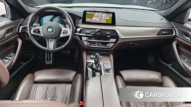 BMW 5 Series (G30) id 3417586 из Кореи 17