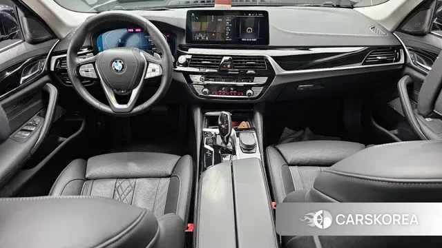 BMW 5 Series (G30) id 3765331 из Кореи 17