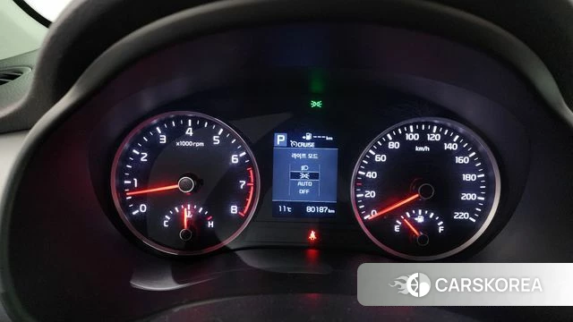 Kia Stonic id 3814027 из Кореи 17