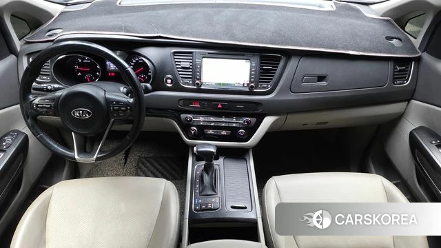 Kia All New Carnival id 4448174 из Кореи 28