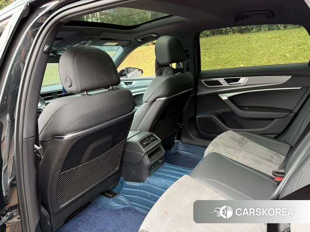 Audi A6L id 4276917 из Китая 10