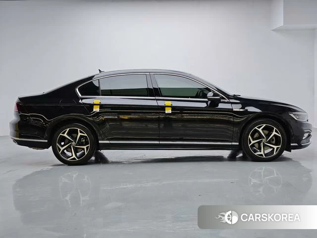 Volkswagen Magotan id 4274773 из Китая 17