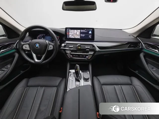 BMW 5 Series (G30) id 3089003 из Кореи 17