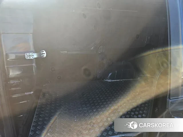 Hyundai Staria id 3518432 из Кореи 7