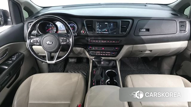 Kia The New Carnival id 4677455 из Кореи 17