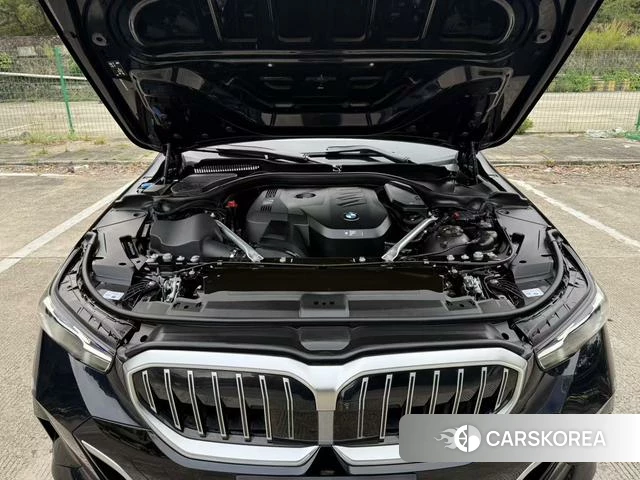 BMW 5 series id 4297276 из Китая 16