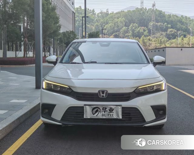 Honda Civic id 4297951 из Китая 8