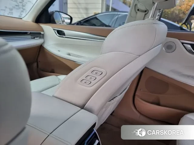 Hyundai The New Grandeur IG Hybrid id 3340963 из Кореи 17