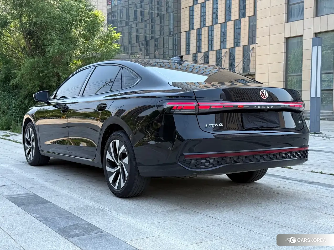 Volkswagen Passat id 4576605 из Китая 20