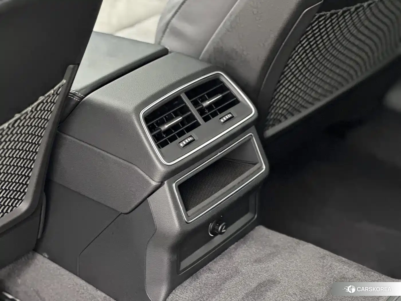Audi A6L id 4539187 из Китая 14