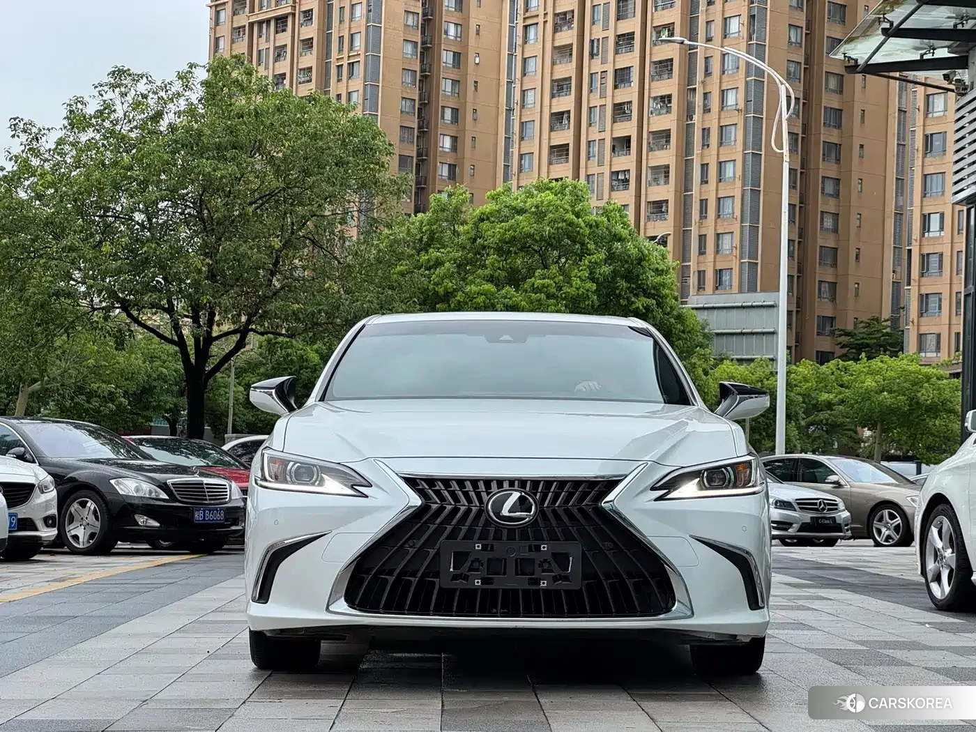 Lexus ES id 4655072 из Китая 11