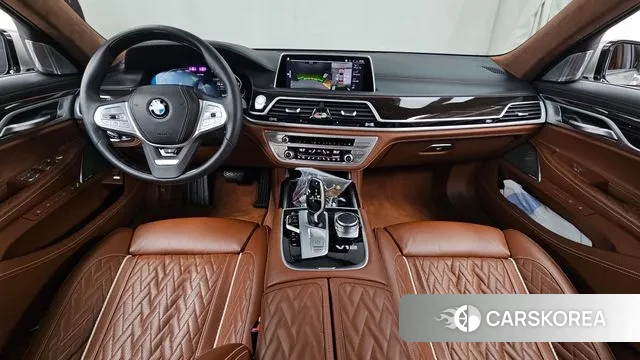 BMW 7 Series (G11) id 3479062 из Кореи 17