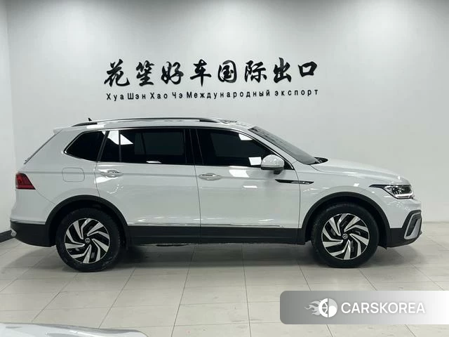 Volkswagen Tiguan L id 4297920 из Китая 19