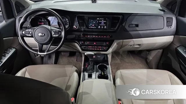 Kia The New Carnival id 3238840 из Кореи 17