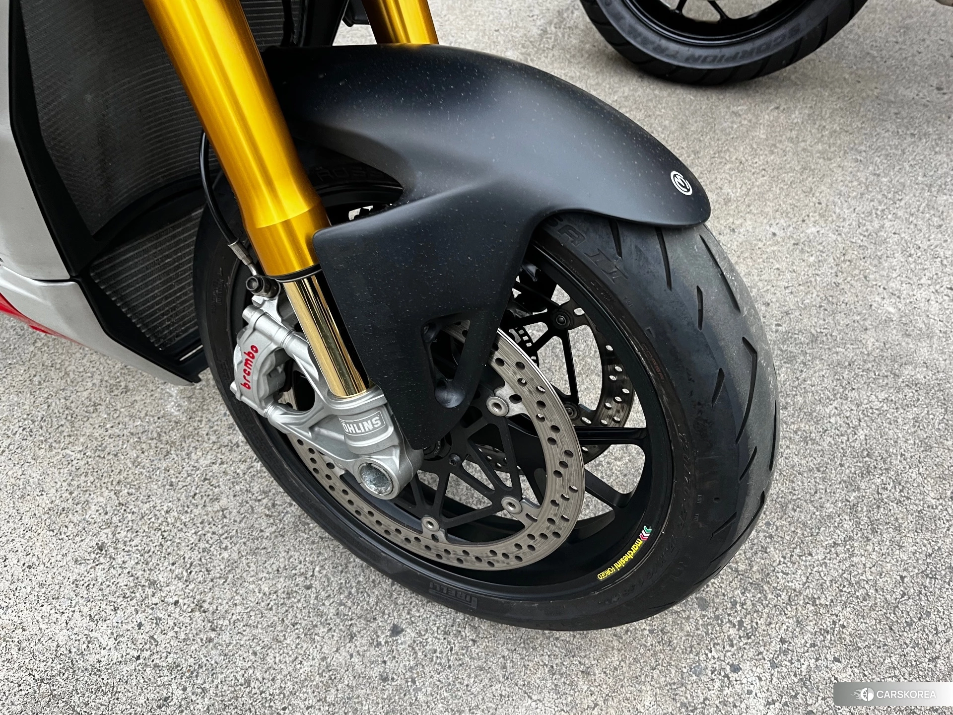 Проданный Ducati STREETFIGHTER V4 S id 4380279 из Японии, фото 7