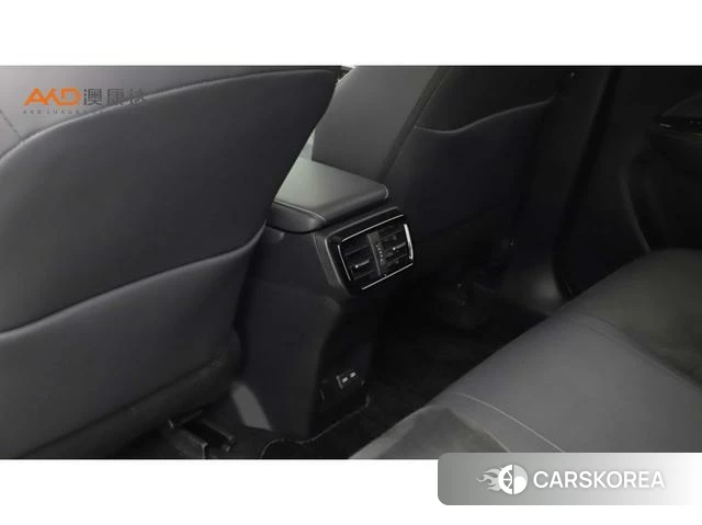 Lexus NX id 4238610 из Китая 7