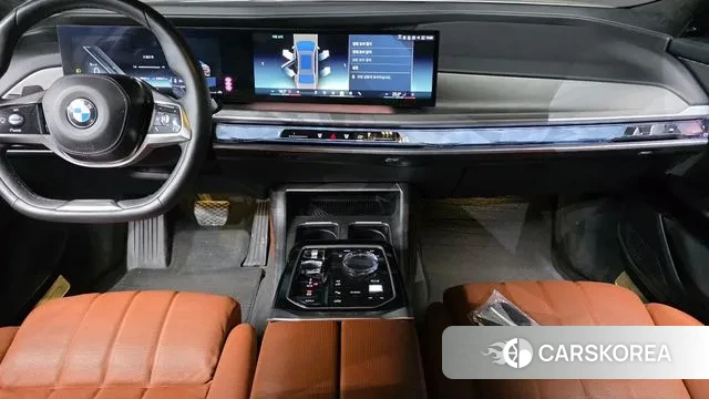 BMW 7 Series (G70) id 3273072 из Кореи 17