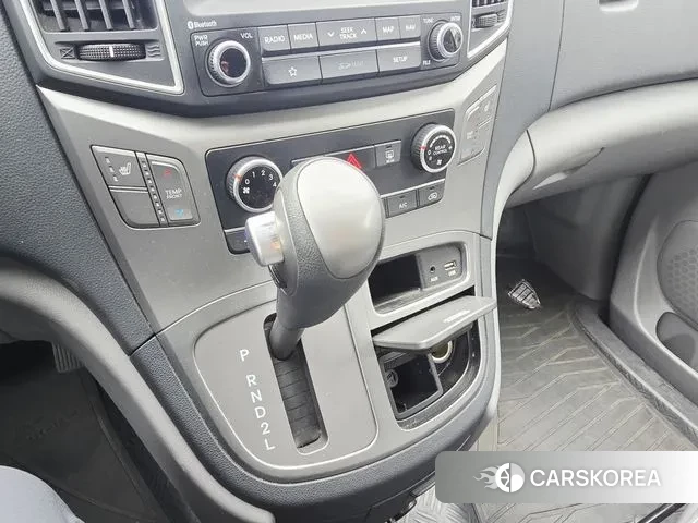 Hyundai The New Grand Starex id 3728371 из Кореи 7