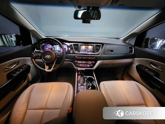 Kia The New Carnival id 4677618 из Кореи 17