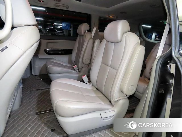 Kia All New Carnival id 4295208 из Кореи 17