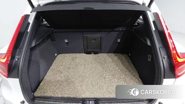 Volvo XC40 id 3740389 из Кореи 17