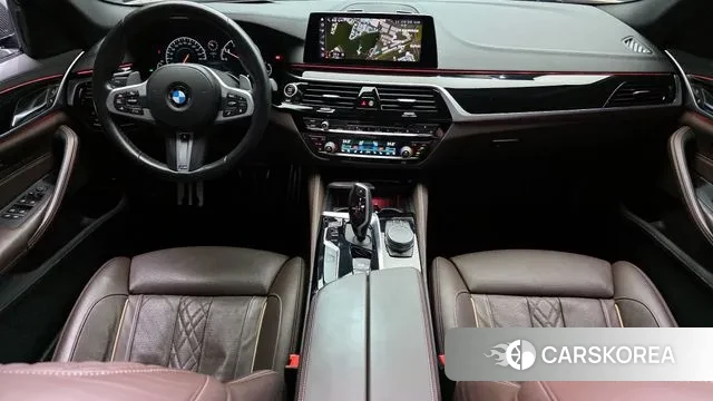 BMW 5 Series (G30) id 3641406 из Кореи 17