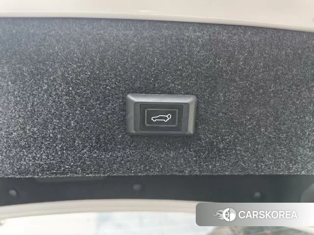BMW 3 series id 4275449 из Китая 16