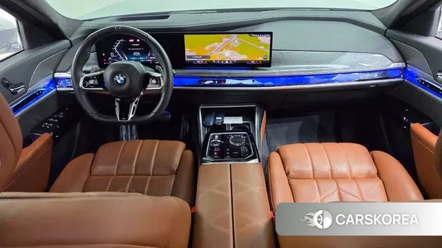 BMW 7 Series (G70) id 3136988 из Кореи 17