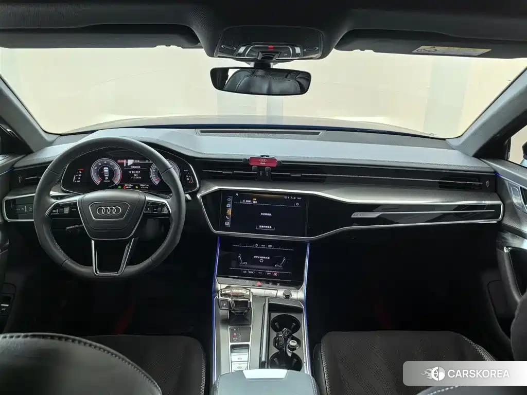 Audi A6L id 4547562 из Китая 13