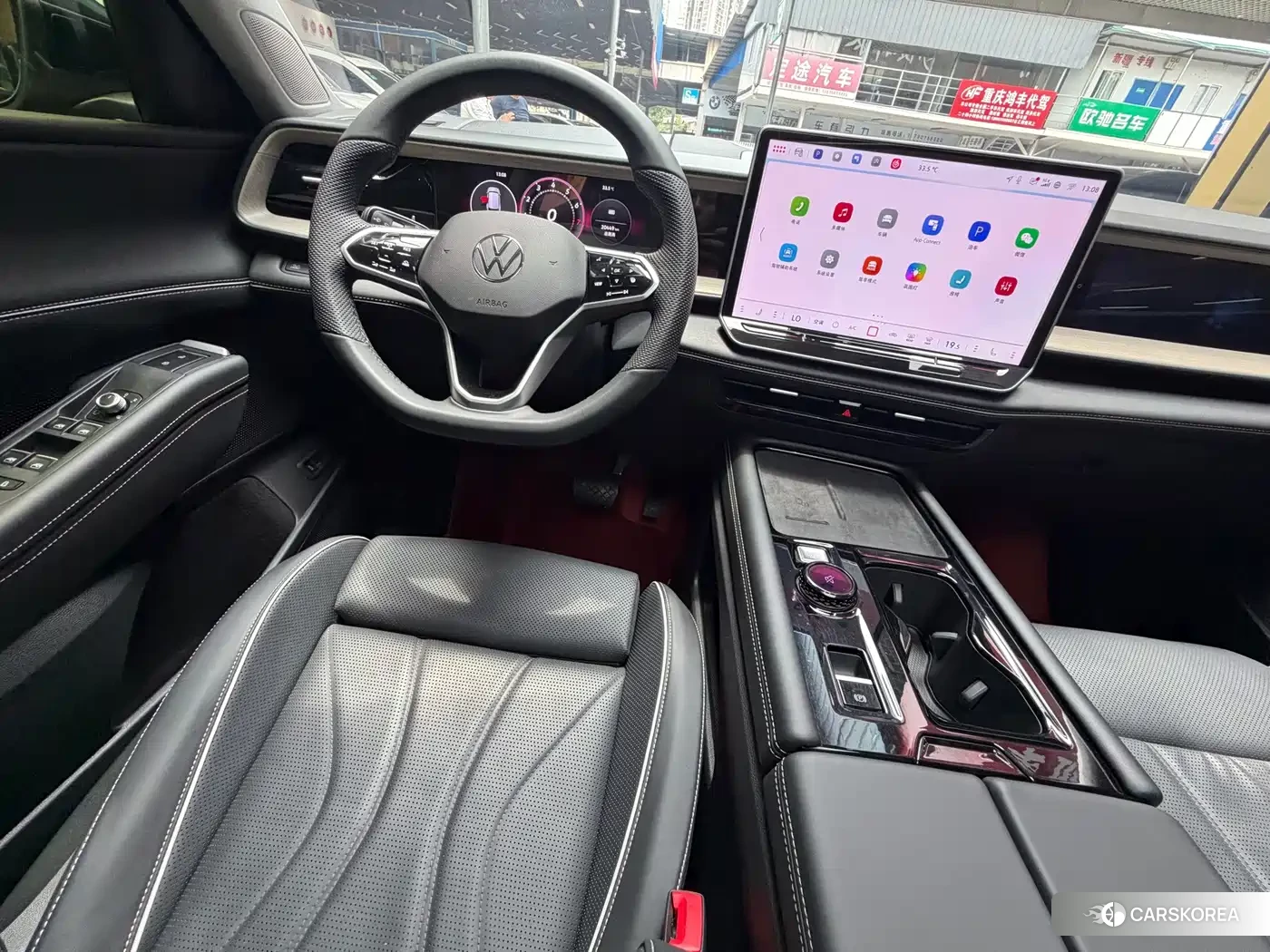 Volkswagen Touareg id 4679516 из Китая 30