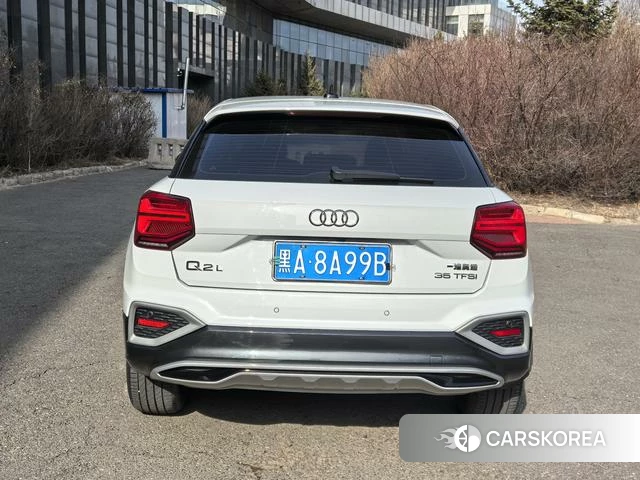 Audi Q2L id 4258405 из Китая 7