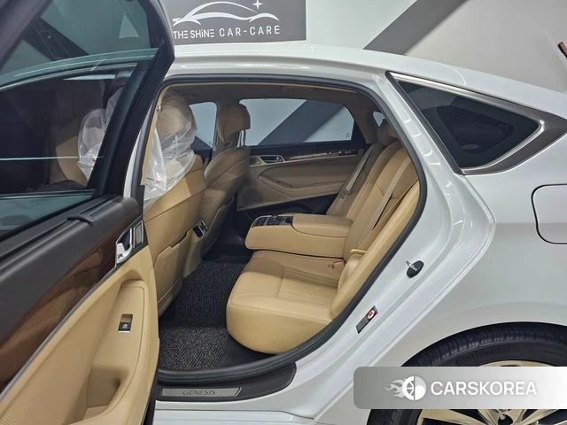 Genesis G80 id 3924937 из Кореи 17