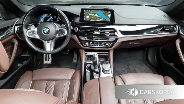 BMW 5 Series (G30) id 3009396 из Кореи 17