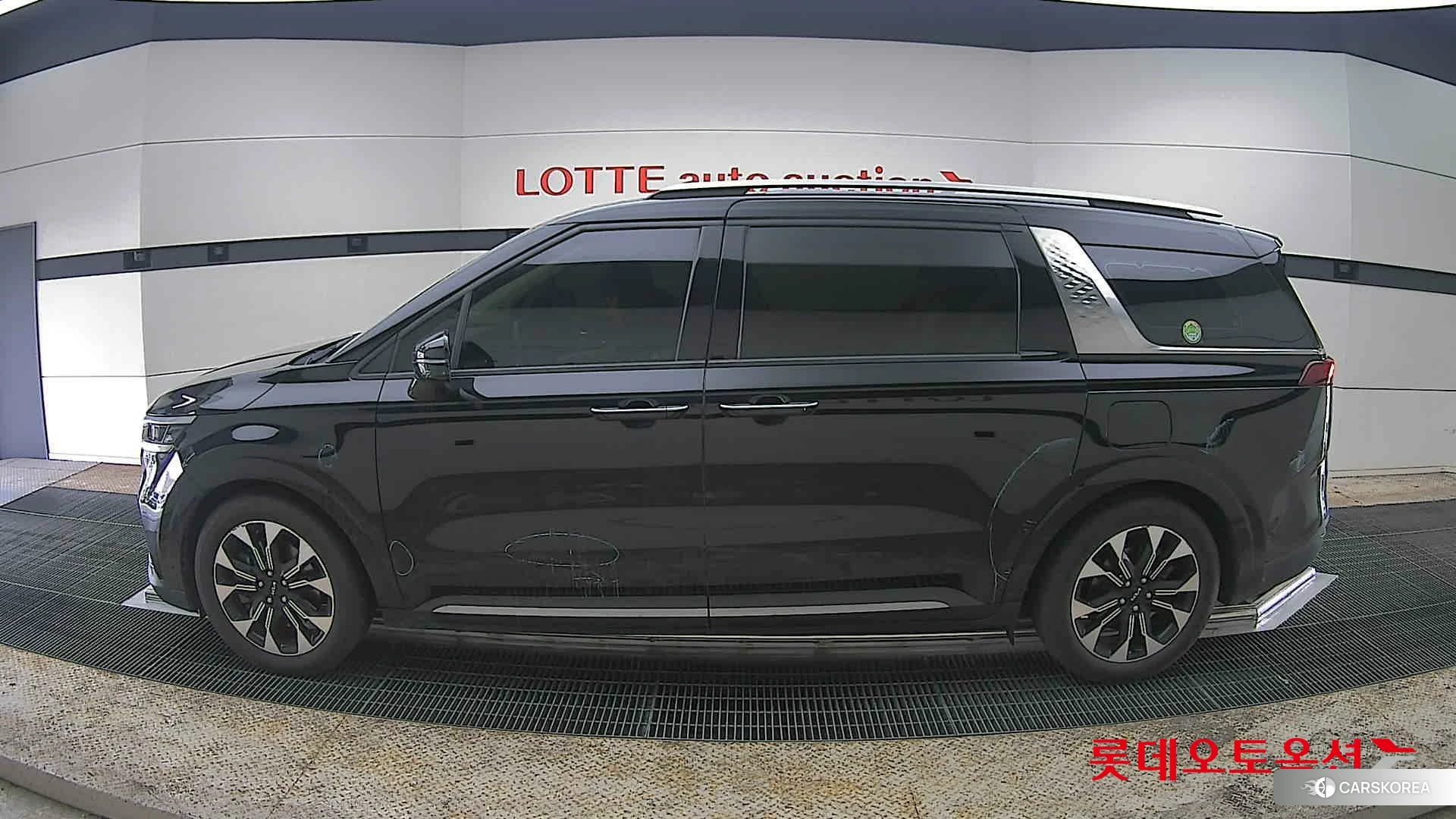 Kia Carnival id 3888430 из Кореи 36