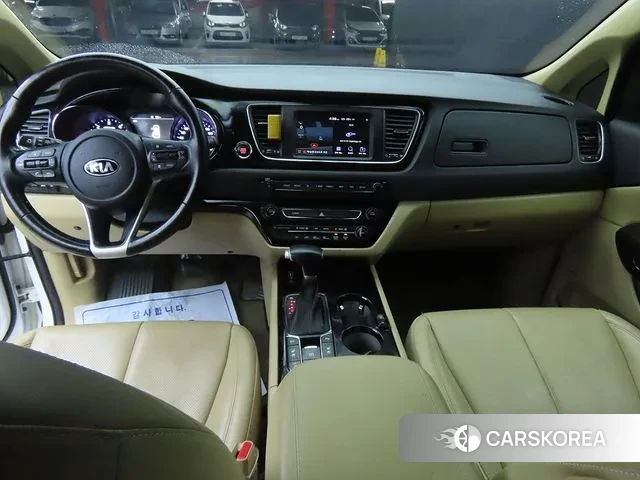 Kia The New Carnival id 3514828 из Кореи 17