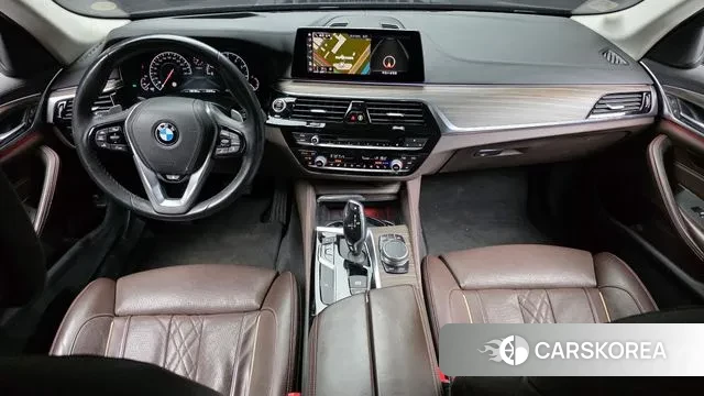 BMW 5 Series (G30) id 3728286 из Кореи 17