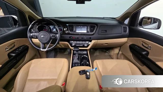 Kia The New Carnival id 3045603 из Кореи 17